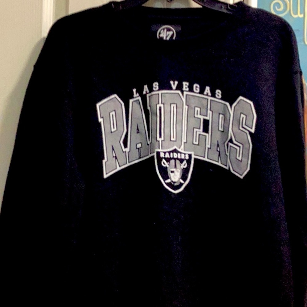 New Wot Pullover Sweater Mens Size Medium Raiders.